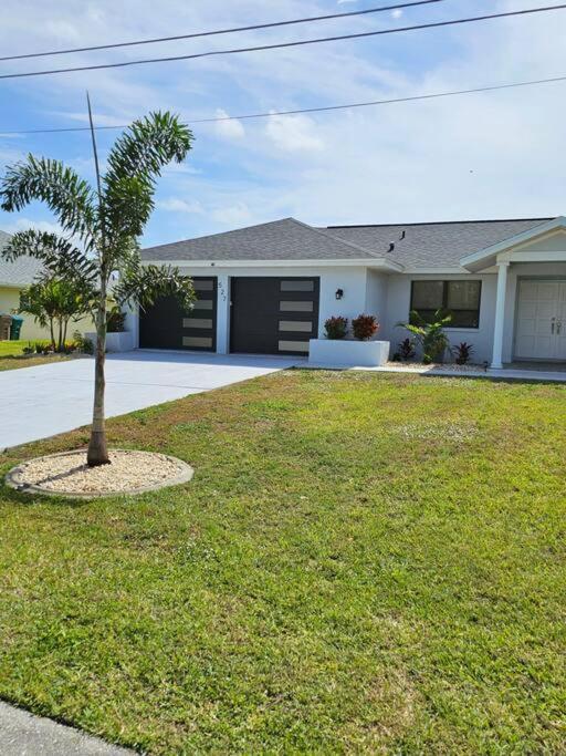 Cozy Retreat, Heated Pool, Water Canal, Bikes,3 Bedroom Cape Coral Eksteriør bilde