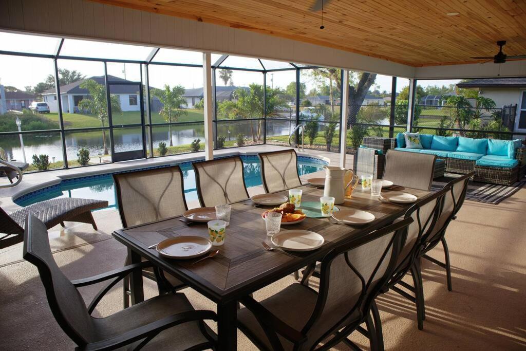 Cozy Retreat, Heated Pool, Water Canal, Bikes,3 Bedroom Cape Coral Eksteriør bilde