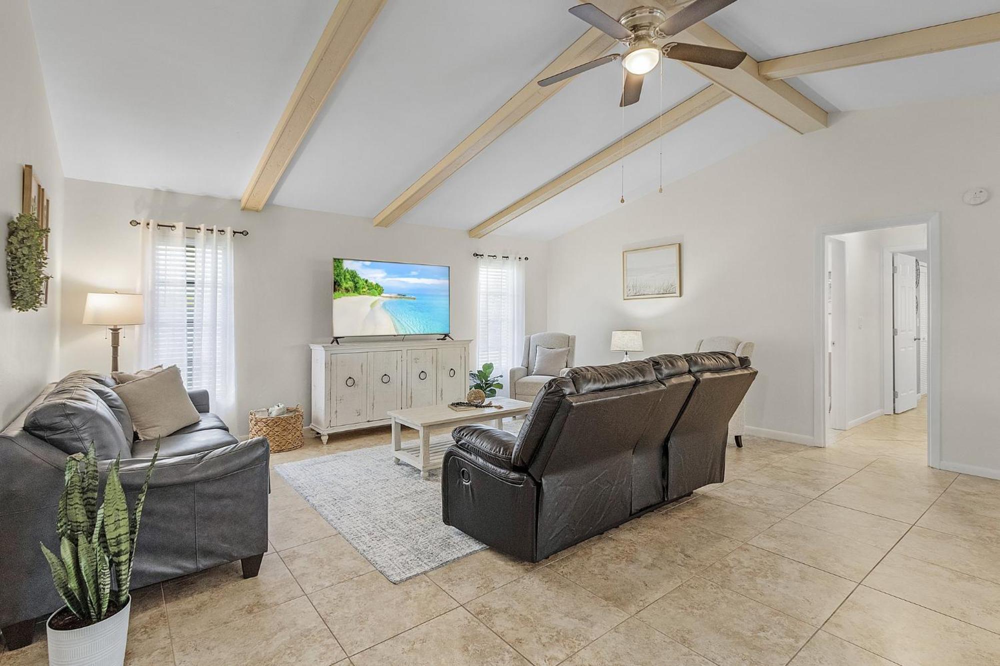Cozy Retreat, Heated Pool, Water Canal, Bikes,3 Bedroom Cape Coral Eksteriør bilde
