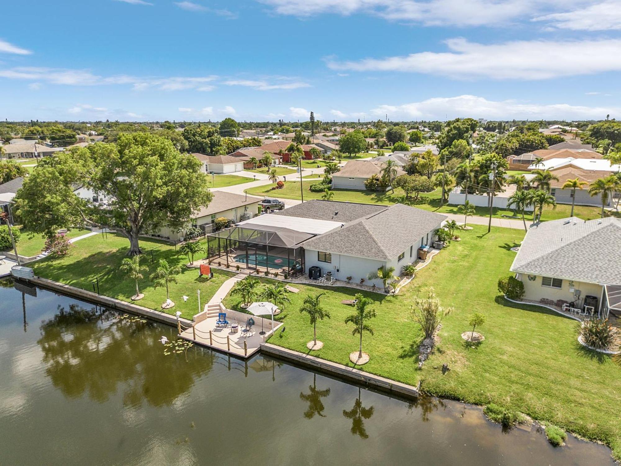 Cozy Retreat, Heated Pool, Water Canal, Bikes,3 Bedroom Cape Coral Eksteriør bilde